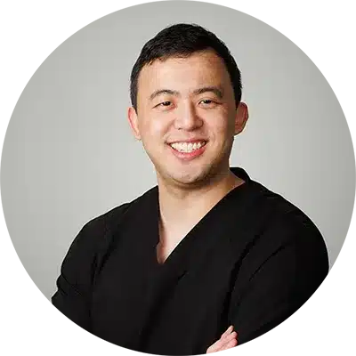 <a href="/meet-the-doctors-team/#1">Read Bio</a>